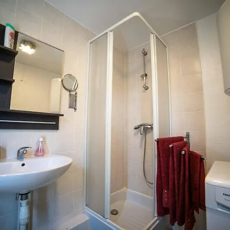 Appartement Chanteloche Clim Netflix By Rentabao